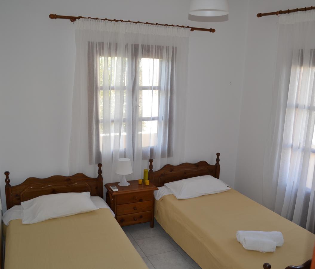 Floralia Hotel Karterados  Luaran gambar